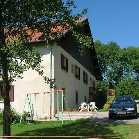 gite de 6 à 8 personnes la faviere Billecul Extérieur photo
